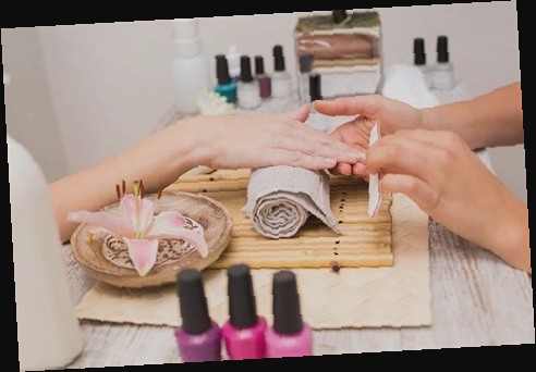 Luxury Spa Manicure Service